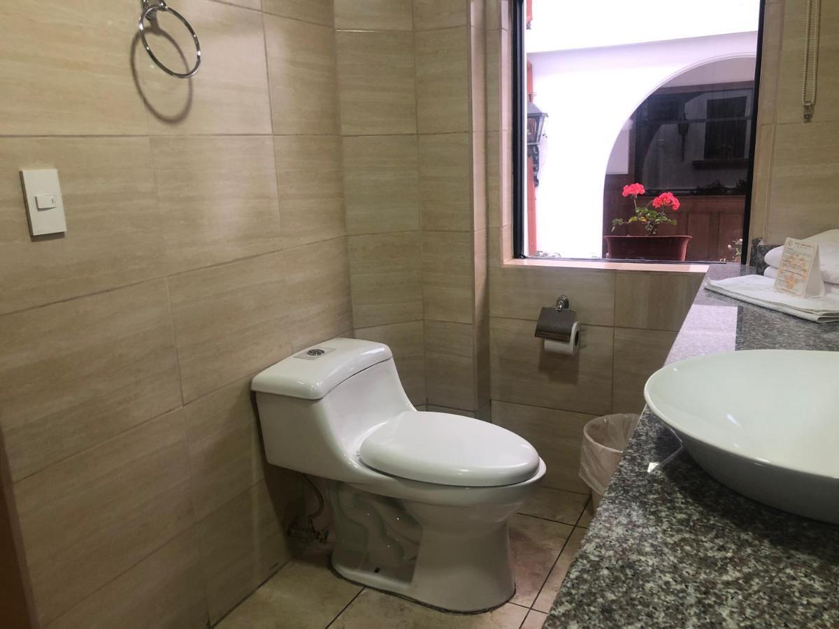 Ambassador Hotel 3*