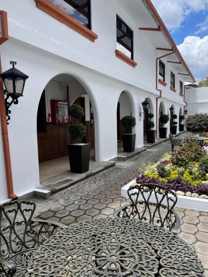 Hotel Ambassador
