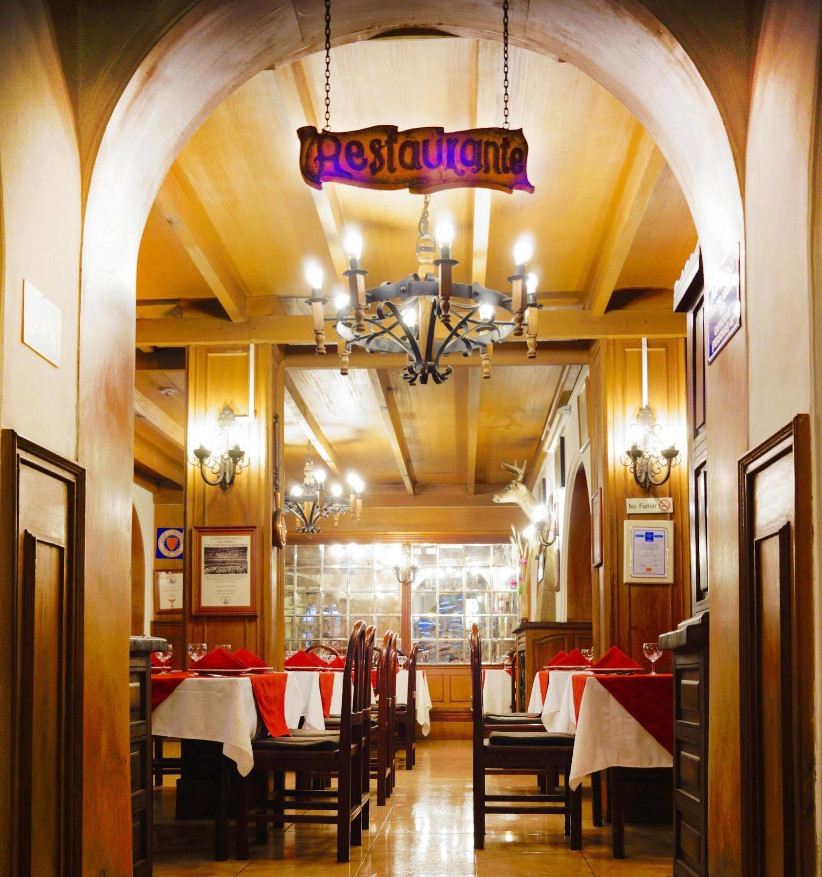 Ambassador Hotel 3*